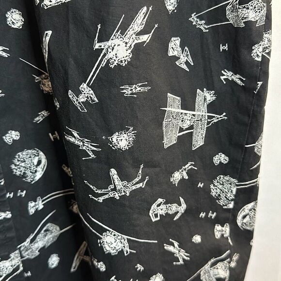 STAR WARS Logo DISNEY SITH TIE BOMBER Death Star Hawaiian Button Shirt BLACK S - Picture 3 of 7